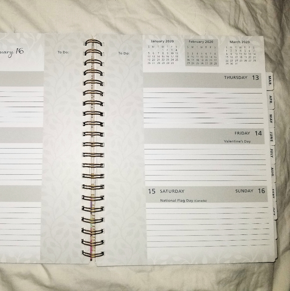 2020 Desk Planner, 18 Month Calendar - Picture 4 of 8